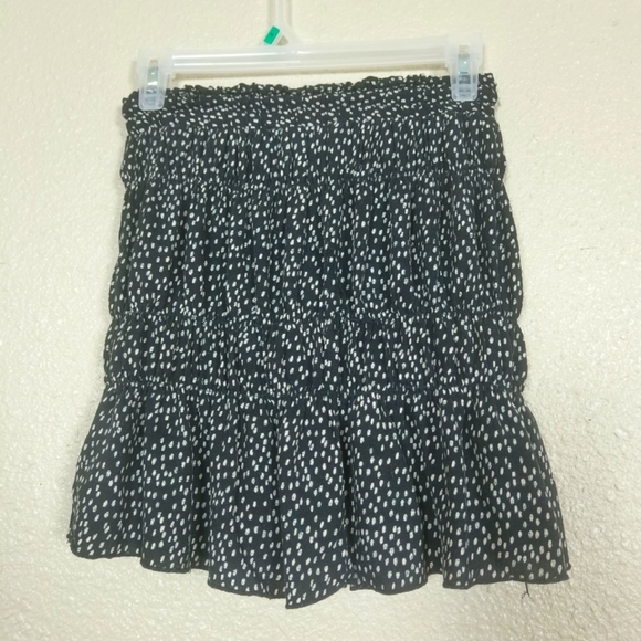 urban romantic mini skirt size Small black white dots with flared‎ bottom - Picture 1 of 10